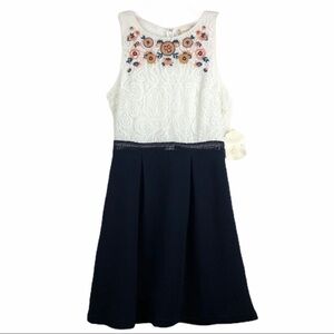 NWT Altar’d State Floral Lace Cream and Navy Blue Sleeveless Dress Size S